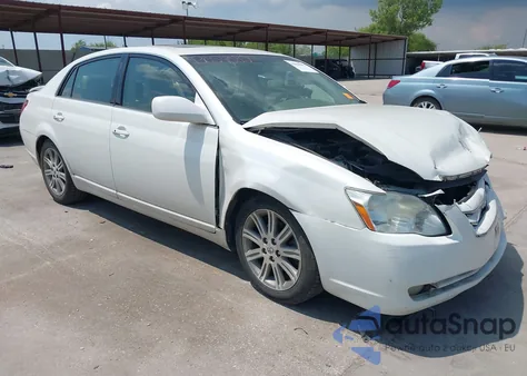 2005 Toyota Avalon Limited из США, поврежденный, VIN 4T1BK36B45U008451